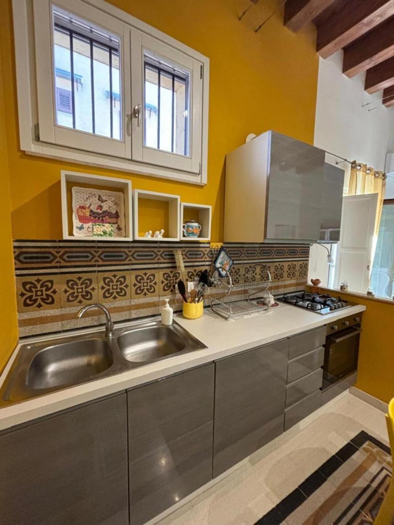 Casa Di Coco Apartment ปาแลร์โม ภายนอก รูปภาพ