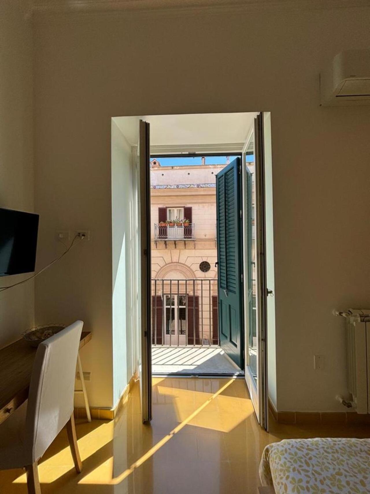 Casa Di Coco Apartment ปาแลร์โม ภายนอก รูปภาพ