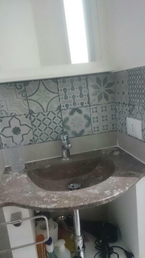 Casa Di Coco Apartment ปาแลร์โม ภายนอก รูปภาพ